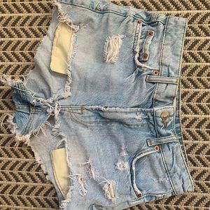 High waisted short shorts from Zara.